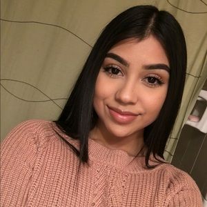 Meet your Posher, Jenifer